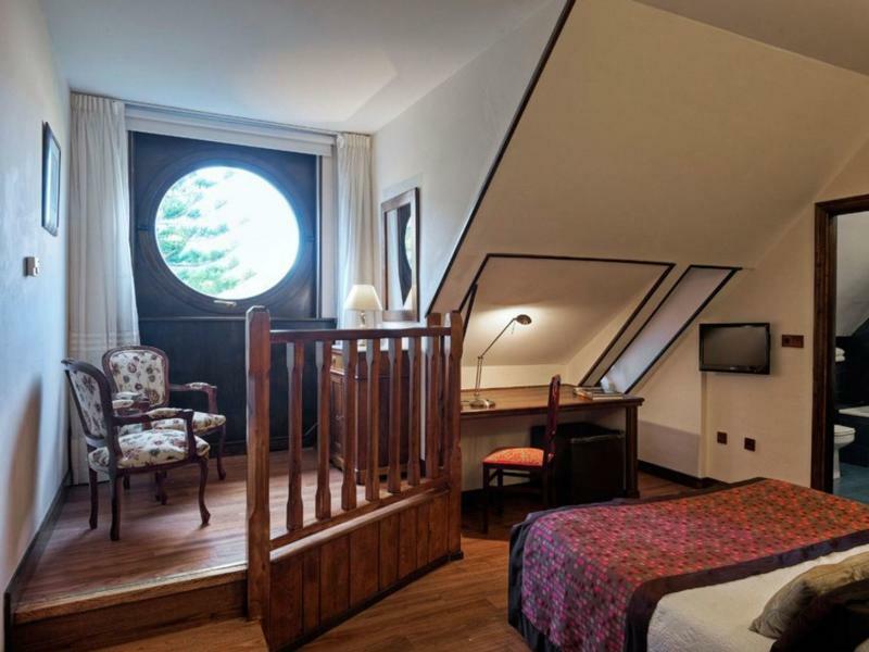 Hotel Y Apartamentos Arias Navia Luaran gambar