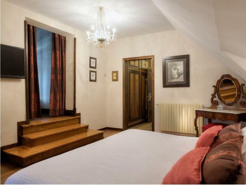 Hotel Y Apartamentos Arias Navia Luaran gambar